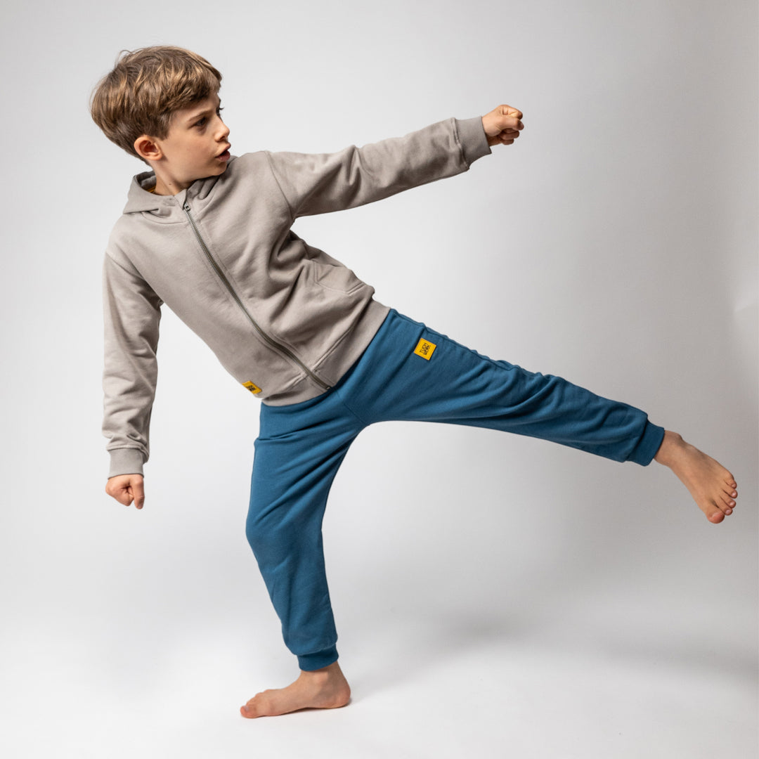 Unisex Set aus Hoodie und Jogginghose, fair produziert in Portugal